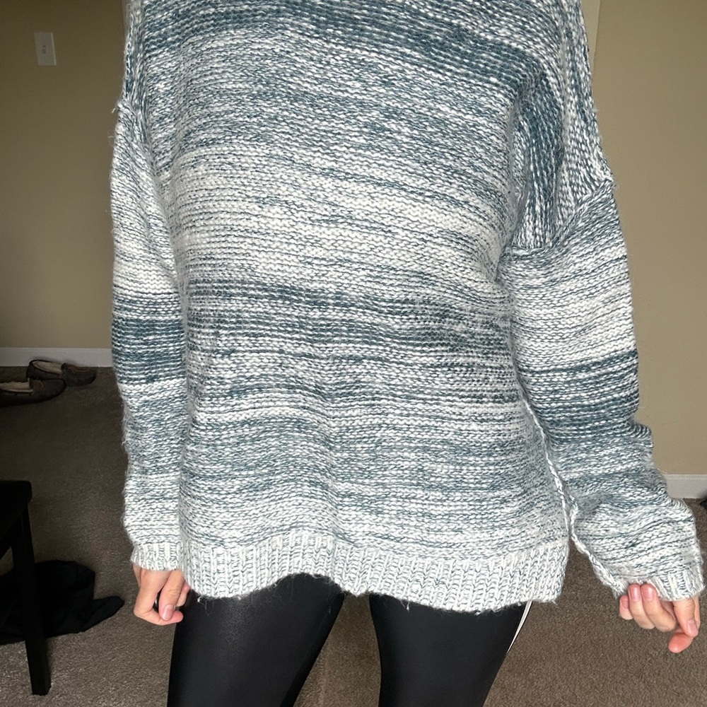 Easel | Women's Rug Sweater